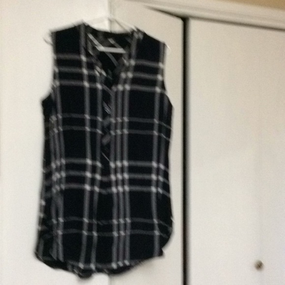 Dress - Picture 5 of 8